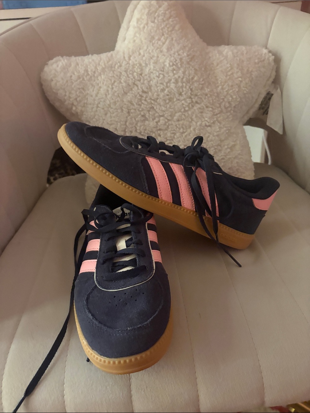 Adidas women’s Navy Suede Sneakers with Pink Stripes
